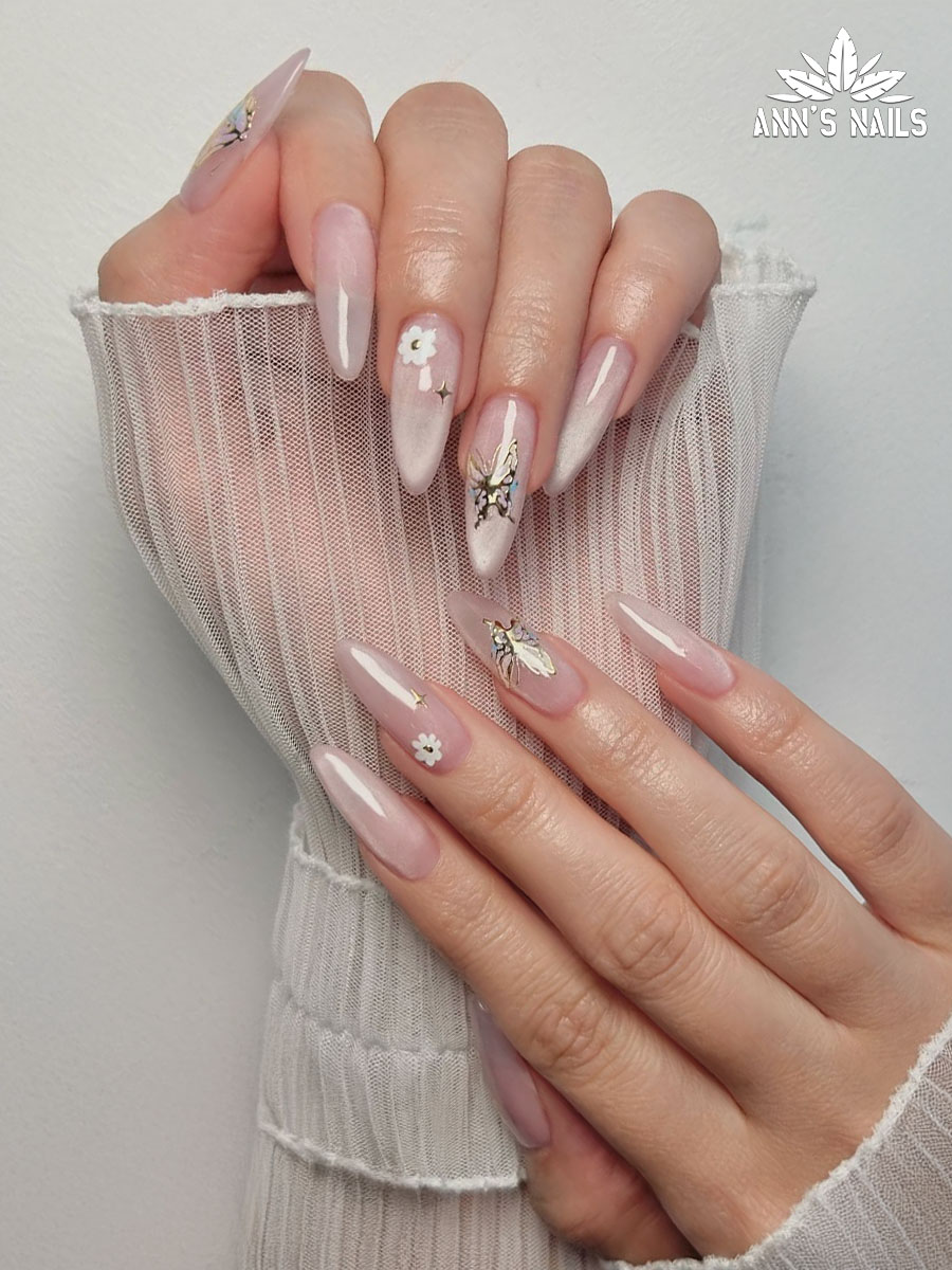 Ann's Nails 7959 Broadway